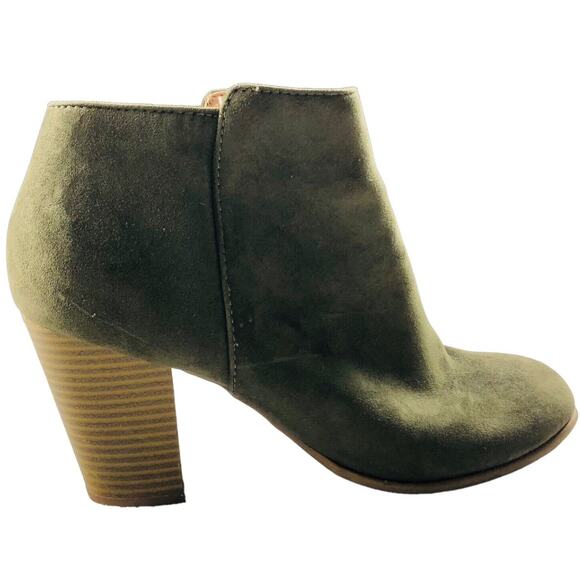 Old Navy Women's Olive Green Faux Suede Zip Ankle Booties Size 10 - Picture 1 of 7